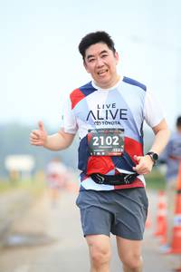 BIB: 2102
                            <button type="button" onclick="openModal(6343480)" class="btn btn-primary btn-sm float-right btn-popup" data-toggle="modal" data-target=".modal-high-quality">
                        <i class="fas fa-shopping-cart"></i> Add to Cart
                    </button>
                                            <button type="button" onclick="isThisMe(6343480, true)" class="btn btn-success btn-sm float-right btn-popup btn-isme hidden" data-toggle="tooltip" data-placement="bottom" title="นี่คือรูปของคุณใช่ไหม คลิกที่นี่เพื่อเอาเข้าอัลบั้ม">
                        <i class="fas fa-plus"></i> Add to album
                    </button>
                    <button type="button" onclick="isThisMe(6343480, false)" class="btn btn-warning btn-sm float-right btn-popup btn-isnotme hidden">
                        <i class="fas fa-ban"></i> Remove from album
                    </button>