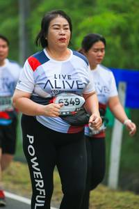 BIB: 6349
                            <button type="button" onclick="openModal(6368150)" class="btn btn-primary btn-sm float-right btn-popup" data-toggle="modal" data-target=".modal-high-quality">
                        <i class="fas fa-shopping-cart"></i> Add to Cart
                    </button>
                                            <button type="button" onclick="isThisMe(6368150, true)" class="btn btn-success btn-sm float-right btn-popup btn-isme hidden" data-toggle="tooltip" data-placement="bottom" title="นี่คือรูปของคุณใช่ไหม คลิกที่นี่เพื่อเอาเข้าอัลบั้ม">
                        <i class="fas fa-plus"></i> Add to album
                    </button>
                    <button type="button" onclick="isThisMe(6368150, false)" class="btn btn-warning btn-sm float-right btn-popup btn-isnotme hidden">
                        <i class="fas fa-ban"></i> Remove from album
                    </button>