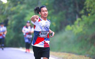 BIB: 6197
                            <button type="button" onclick="openModal(6370921)" class="btn btn-primary btn-sm float-right btn-popup" data-toggle="modal" data-target=".modal-high-quality">
                        <i class="fas fa-shopping-cart"></i> Add to Cart
                    </button>
                                            <button type="button" onclick="isThisMe(6370921, true)" class="btn btn-success btn-sm float-right btn-popup btn-isme hidden" data-toggle="tooltip" data-placement="bottom" title="นี่คือรูปของคุณใช่ไหม คลิกที่นี่เพื่อเอาเข้าอัลบั้ม">
                        <i class="fas fa-plus"></i> Add to album
                    </button>
                    <button type="button" onclick="isThisMe(6370921, false)" class="btn btn-warning btn-sm float-right btn-popup btn-isnotme hidden">
                        <i class="fas fa-ban"></i> Remove from album
                    </button>