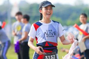 BIB: 3152
                            <button type="button" onclick="openModal(6372467)" class="btn btn-primary btn-sm float-right btn-popup" data-toggle="modal" data-target=".modal-high-quality">
                        <i class="fas fa-shopping-cart"></i> Add to Cart
                    </button>
                                            <button type="button" onclick="isThisMe(6372467, true)" class="btn btn-success btn-sm float-right btn-popup btn-isme hidden" data-toggle="tooltip" data-placement="bottom" title="นี่คือรูปของคุณใช่ไหม คลิกที่นี่เพื่อเอาเข้าอัลบั้ม">
                        <i class="fas fa-plus"></i> Add to album
                    </button>
                    <button type="button" onclick="isThisMe(6372467, false)" class="btn btn-warning btn-sm float-right btn-popup btn-isnotme hidden">
                        <i class="fas fa-ban"></i> Remove from album
                    </button>