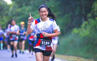 BIB: 3194
                            <button type="button" onclick="openModal(6370733)" class="btn btn-primary btn-sm float-right btn-popup" data-toggle="modal" data-target=".modal-high-quality">
                        <i class="fas fa-shopping-cart"></i> Add to Cart
                    </button>
                                            <button type="button" onclick="isThisMe(6370733, true)" class="btn btn-success btn-sm float-right btn-popup btn-isme hidden" data-toggle="tooltip" data-placement="bottom" title="นี่คือรูปของคุณใช่ไหม คลิกที่นี่เพื่อเอาเข้าอัลบั้ม">
                        <i class="fas fa-plus"></i> Add to album
                    </button>
                    <button type="button" onclick="isThisMe(6370733, false)" class="btn btn-warning btn-sm float-right btn-popup btn-isnotme hidden">
                        <i class="fas fa-ban"></i> Remove from album
                    </button>