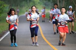 BIB: 933, 6934, 6255
                            <button type="button" onclick="openModal(6357225)" class="btn btn-primary btn-sm float-right btn-popup" data-toggle="modal" data-target=".modal-high-quality">
                        <i class="fas fa-shopping-cart"></i> Add to Cart
                    </button>
                                            <button type="button" onclick="isThisMe(6357225, true)" class="btn btn-success btn-sm float-right btn-popup btn-isme hidden" data-toggle="tooltip" data-placement="bottom" title="นี่คือรูปของคุณใช่ไหม คลิกที่นี่เพื่อเอาเข้าอัลบั้ม">
                        <i class="fas fa-plus"></i> Add to album
                    </button>
                    <button type="button" onclick="isThisMe(6357225, false)" class="btn btn-warning btn-sm float-right btn-popup btn-isnotme hidden">
                        <i class="fas fa-ban"></i> Remove from album
                    </button>