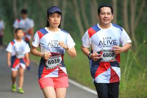 BIB: 6808, 6939
                            <button type="button" onclick="openModal(6357286)" class="btn btn-primary btn-sm float-right btn-popup" data-toggle="modal" data-target=".modal-high-quality">
                        <i class="fas fa-shopping-cart"></i> Add to Cart
                    </button>
                                            <button type="button" onclick="isThisMe(6357286, true)" class="btn btn-success btn-sm float-right btn-popup btn-isme hidden" data-toggle="tooltip" data-placement="bottom" title="นี่คือรูปของคุณใช่ไหม คลิกที่นี่เพื่อเอาเข้าอัลบั้ม">
                        <i class="fas fa-plus"></i> Add to album
                    </button>
                    <button type="button" onclick="isThisMe(6357286, false)" class="btn btn-warning btn-sm float-right btn-popup btn-isnotme hidden">
                        <i class="fas fa-ban"></i> Remove from album
                    </button>