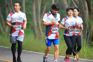 BIB: 152, 6446, 6336, 082, 
                            <button type="button" onclick="openModal(6356537)" class="btn btn-primary btn-sm float-right btn-popup" data-toggle="modal" data-target=".modal-high-quality">
                        <i class="fas fa-shopping-cart"></i> Add to Cart
                    </button>
                                            <button type="button" onclick="isThisMe(6356537, true)" class="btn btn-success btn-sm float-right btn-popup btn-isme hidden" data-toggle="tooltip" data-placement="bottom" title="นี่คือรูปของคุณใช่ไหม คลิกที่นี่เพื่อเอาเข้าอัลบั้ม">
                        <i class="fas fa-plus"></i> Add to album
                    </button>
                    <button type="button" onclick="isThisMe(6356537, false)" class="btn btn-warning btn-sm float-right btn-popup btn-isnotme hidden">
                        <i class="fas fa-ban"></i> Remove from album
                    </button>