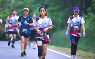 BIB: 2498, 2871, 2512
                            <button type="button" onclick="openModal(6370745)" class="btn btn-primary btn-sm float-right btn-popup" data-toggle="modal" data-target=".modal-high-quality">
                        <i class="fas fa-shopping-cart"></i> Add to Cart
                    </button>
                                            <button type="button" onclick="isThisMe(6370745, true)" class="btn btn-success btn-sm float-right btn-popup btn-isme hidden" data-toggle="tooltip" data-placement="bottom" title="นี่คือรูปของคุณใช่ไหม คลิกที่นี่เพื่อเอาเข้าอัลบั้ม">
                        <i class="fas fa-plus"></i> Add to album
                    </button>
                    <button type="button" onclick="isThisMe(6370745, false)" class="btn btn-warning btn-sm float-right btn-popup btn-isnotme hidden">
                        <i class="fas fa-ban"></i> Remove from album
                    </button>