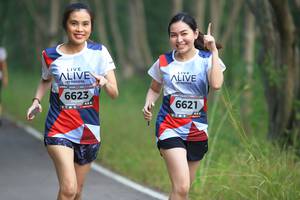 BIB: 6623, 6621
                            <button type="button" onclick="openModal(6357395)" class="btn btn-primary btn-sm float-right btn-popup" data-toggle="modal" data-target=".modal-high-quality">
                        <i class="fas fa-shopping-cart"></i> Add to Cart
                    </button>
                                            <button type="button" onclick="isThisMe(6357395, true)" class="btn btn-success btn-sm float-right btn-popup btn-isme hidden" data-toggle="tooltip" data-placement="bottom" title="นี่คือรูปของคุณใช่ไหม คลิกที่นี่เพื่อเอาเข้าอัลบั้ม">
                        <i class="fas fa-plus"></i> Add to album
                    </button>
                    <button type="button" onclick="isThisMe(6357395, false)" class="btn btn-warning btn-sm float-right btn-popup btn-isnotme hidden">
                        <i class="fas fa-ban"></i> Remove from album
                    </button>