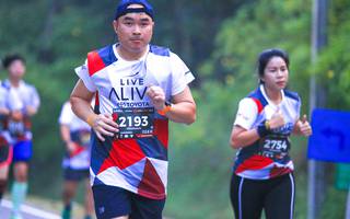 BIB: 2193, 128, 2754
                            <button type="button" onclick="openModal(6370755)" class="btn btn-primary btn-sm float-right btn-popup" data-toggle="modal" data-target=".modal-high-quality">
                        <i class="fas fa-shopping-cart"></i> Add to Cart
                    </button>
                                            <button type="button" onclick="isThisMe(6370755, true)" class="btn btn-success btn-sm float-right btn-popup btn-isme hidden" data-toggle="tooltip" data-placement="bottom" title="นี่คือรูปของคุณใช่ไหม คลิกที่นี่เพื่อเอาเข้าอัลบั้ม">
                        <i class="fas fa-plus"></i> Add to album
                    </button>
                    <button type="button" onclick="isThisMe(6370755, false)" class="btn btn-warning btn-sm float-right btn-popup btn-isnotme hidden">
                        <i class="fas fa-ban"></i> Remove from album
                    </button>