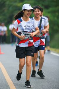 BIB: 027
                            <button type="button" onclick="openModal(6368722)" class="btn btn-primary btn-sm float-right btn-popup" data-toggle="modal" data-target=".modal-high-quality">
                        <i class="fas fa-shopping-cart"></i> Add to Cart
                    </button>
                                            <button type="button" onclick="isThisMe(6368722, true)" class="btn btn-success btn-sm float-right btn-popup btn-isme hidden" data-toggle="tooltip" data-placement="bottom" title="นี่คือรูปของคุณใช่ไหม คลิกที่นี่เพื่อเอาเข้าอัลบั้ม">
                        <i class="fas fa-plus"></i> Add to album
                    </button>
                    <button type="button" onclick="isThisMe(6368722, false)" class="btn btn-warning btn-sm float-right btn-popup btn-isnotme hidden">
                        <i class="fas fa-ban"></i> Remove from album
                    </button>