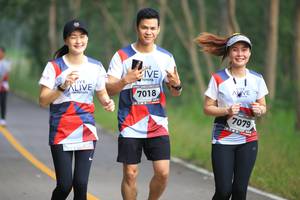 BIB: 7018, 7079
                            <button type="button" onclick="openModal(6358285)" class="btn btn-primary btn-sm float-right btn-popup" data-toggle="modal" data-target=".modal-high-quality">
                        <i class="fas fa-shopping-cart"></i> Add to Cart
                    </button>
                                            <button type="button" onclick="isThisMe(6358285, true)" class="btn btn-success btn-sm float-right btn-popup btn-isme hidden" data-toggle="tooltip" data-placement="bottom" title="นี่คือรูปของคุณใช่ไหม คลิกที่นี่เพื่อเอาเข้าอัลบั้ม">
                        <i class="fas fa-plus"></i> Add to album
                    </button>
                    <button type="button" onclick="isThisMe(6358285, false)" class="btn btn-warning btn-sm float-right btn-popup btn-isnotme hidden">
                        <i class="fas fa-ban"></i> Remove from album
                    </button>