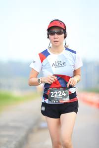 BIB: 2224, 128
                            <button type="button" onclick="openModal(6344275)" class="btn btn-primary btn-sm float-right btn-popup" data-toggle="modal" data-target=".modal-high-quality">
                        <i class="fas fa-shopping-cart"></i> Add to Cart
                    </button>
                                            <button type="button" onclick="isThisMe(6344275, true)" class="btn btn-success btn-sm float-right btn-popup btn-isme hidden" data-toggle="tooltip" data-placement="bottom" title="นี่คือรูปของคุณใช่ไหม คลิกที่นี่เพื่อเอาเข้าอัลบั้ม">
                        <i class="fas fa-plus"></i> Add to album
                    </button>
                    <button type="button" onclick="isThisMe(6344275, false)" class="btn btn-warning btn-sm float-right btn-popup btn-isnotme hidden">
                        <i class="fas fa-ban"></i> Remove from album
                    </button>