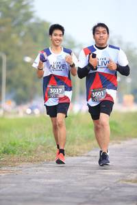 BIB: 3017, 3001
                            <button type="button" onclick="openModal(6343804)" class="btn btn-primary btn-sm float-right btn-popup" data-toggle="modal" data-target=".modal-high-quality">
                        <i class="fas fa-shopping-cart"></i> Add to Cart
                    </button>
                                            <button type="button" onclick="isThisMe(6343804, true)" class="btn btn-success btn-sm float-right btn-popup btn-isme hidden" data-toggle="tooltip" data-placement="bottom" title="นี่คือรูปของคุณใช่ไหม คลิกที่นี่เพื่อเอาเข้าอัลบั้ม">
                        <i class="fas fa-plus"></i> Add to album
                    </button>
                    <button type="button" onclick="isThisMe(6343804, false)" class="btn btn-warning btn-sm float-right btn-popup btn-isnotme hidden">
                        <i class="fas fa-ban"></i> Remove from album
                    </button>