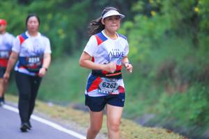 BIB: 6262
                            <button type="button" onclick="openModal(6366978)" class="btn btn-primary btn-sm float-right btn-popup" data-toggle="modal" data-target=".modal-high-quality">
                        <i class="fas fa-shopping-cart"></i> Add to Cart
                    </button>
                                            <button type="button" onclick="isThisMe(6366978, true)" class="btn btn-success btn-sm float-right btn-popup btn-isme hidden" data-toggle="tooltip" data-placement="bottom" title="นี่คือรูปของคุณใช่ไหม คลิกที่นี่เพื่อเอาเข้าอัลบั้ม">
                        <i class="fas fa-plus"></i> Add to album
                    </button>
                    <button type="button" onclick="isThisMe(6366978, false)" class="btn btn-warning btn-sm float-right btn-popup btn-isnotme hidden">
                        <i class="fas fa-ban"></i> Remove from album
                    </button>