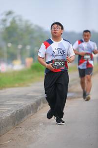 BIB: 2107, 128
                            <button type="button" onclick="openModal(6361988)" class="btn btn-primary btn-sm float-right btn-popup" data-toggle="modal" data-target=".modal-high-quality">
                        <i class="fas fa-shopping-cart"></i> Add to Cart
                    </button>
                                            <button type="button" onclick="isThisMe(6361988, true)" class="btn btn-success btn-sm float-right btn-popup btn-isme hidden" data-toggle="tooltip" data-placement="bottom" title="นี่คือรูปของคุณใช่ไหม คลิกที่นี่เพื่อเอาเข้าอัลบั้ม">
                        <i class="fas fa-plus"></i> Add to album
                    </button>
                    <button type="button" onclick="isThisMe(6361988, false)" class="btn btn-warning btn-sm float-right btn-popup btn-isnotme hidden">
                        <i class="fas fa-ban"></i> Remove from album
                    </button>