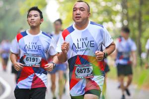 BIB: 6191, 6873
                            <button type="button" onclick="openModal(6366063)" class="btn btn-primary btn-sm float-right btn-popup" data-toggle="modal" data-target=".modal-high-quality">
                        <i class="fas fa-shopping-cart"></i> Add to Cart
                    </button>
                                            <button type="button" onclick="isThisMe(6366063, true)" class="btn btn-success btn-sm float-right btn-popup btn-isme hidden" data-toggle="tooltip" data-placement="bottom" title="นี่คือรูปของคุณใช่ไหม คลิกที่นี่เพื่อเอาเข้าอัลบั้ม">
                        <i class="fas fa-plus"></i> Add to album
                    </button>
                    <button type="button" onclick="isThisMe(6366063, false)" class="btn btn-warning btn-sm float-right btn-popup btn-isnotme hidden">
                        <i class="fas fa-ban"></i> Remove from album
                    </button>