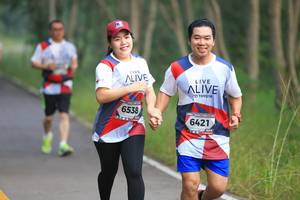 BIB: 6538, 6421
                            <button type="button" onclick="openModal(6357973)" class="btn btn-primary btn-sm float-right btn-popup" data-toggle="modal" data-target=".modal-high-quality">
                        <i class="fas fa-shopping-cart"></i> Add to Cart
                    </button>
                                            <button type="button" onclick="isThisMe(6357973, true)" class="btn btn-success btn-sm float-right btn-popup btn-isme hidden" data-toggle="tooltip" data-placement="bottom" title="นี่คือรูปของคุณใช่ไหม คลิกที่นี่เพื่อเอาเข้าอัลบั้ม">
                        <i class="fas fa-plus"></i> Add to album
                    </button>
                    <button type="button" onclick="isThisMe(6357973, false)" class="btn btn-warning btn-sm float-right btn-popup btn-isnotme hidden">
                        <i class="fas fa-ban"></i> Remove from album
                    </button>