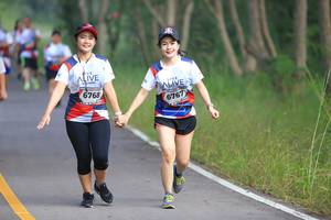 BIB: 6768, 6767
                            <button type="button" onclick="openModal(6357641)" class="btn btn-primary btn-sm float-right btn-popup" data-toggle="modal" data-target=".modal-high-quality">
                        <i class="fas fa-shopping-cart"></i> Add to Cart
                    </button>
                                            <button type="button" onclick="isThisMe(6357641, true)" class="btn btn-success btn-sm float-right btn-popup btn-isme hidden" data-toggle="tooltip" data-placement="bottom" title="นี่คือรูปของคุณใช่ไหม คลิกที่นี่เพื่อเอาเข้าอัลบั้ม">
                        <i class="fas fa-plus"></i> Add to album
                    </button>
                    <button type="button" onclick="isThisMe(6357641, false)" class="btn btn-warning btn-sm float-right btn-popup btn-isnotme hidden">
                        <i class="fas fa-ban"></i> Remove from album
                    </button>