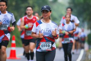 BIB: 7125, 6910
                            <button type="button" onclick="openModal(6366892)" class="btn btn-primary btn-sm float-right btn-popup" data-toggle="modal" data-target=".modal-high-quality">
                        <i class="fas fa-shopping-cart"></i> Add to Cart
                    </button>
                                            <button type="button" onclick="isThisMe(6366892, true)" class="btn btn-success btn-sm float-right btn-popup btn-isme hidden" data-toggle="tooltip" data-placement="bottom" title="นี่คือรูปของคุณใช่ไหม คลิกที่นี่เพื่อเอาเข้าอัลบั้ม">
                        <i class="fas fa-plus"></i> Add to album
                    </button>
                    <button type="button" onclick="isThisMe(6366892, false)" class="btn btn-warning btn-sm float-right btn-popup btn-isnotme hidden">
                        <i class="fas fa-ban"></i> Remove from album
                    </button>