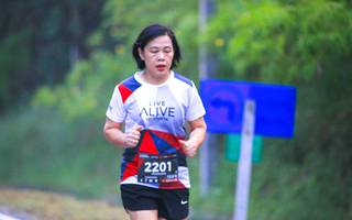 BIB: 2201
                            <button type="button" onclick="openModal(6370836)" class="btn btn-primary btn-sm float-right btn-popup" data-toggle="modal" data-target=".modal-high-quality">
                        <i class="fas fa-shopping-cart"></i> Add to Cart
                    </button>
                                            <button type="button" onclick="isThisMe(6370836, true)" class="btn btn-success btn-sm float-right btn-popup btn-isme hidden" data-toggle="tooltip" data-placement="bottom" title="นี่คือรูปของคุณใช่ไหม คลิกที่นี่เพื่อเอาเข้าอัลบั้ม">
                        <i class="fas fa-plus"></i> Add to album
                    </button>
                    <button type="button" onclick="isThisMe(6370836, false)" class="btn btn-warning btn-sm float-right btn-popup btn-isnotme hidden">
                        <i class="fas fa-ban"></i> Remove from album
                    </button>