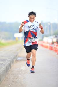 BIB: 2179
                            <button type="button" onclick="openModal(6344432)" class="btn btn-primary btn-sm float-right btn-popup" data-toggle="modal" data-target=".modal-high-quality">
                        <i class="fas fa-shopping-cart"></i> Add to Cart
                    </button>
                                            <button type="button" onclick="isThisMe(6344432, true)" class="btn btn-success btn-sm float-right btn-popup btn-isme hidden" data-toggle="tooltip" data-placement="bottom" title="นี่คือรูปของคุณใช่ไหม คลิกที่นี่เพื่อเอาเข้าอัลบั้ม">
                        <i class="fas fa-plus"></i> Add to album
                    </button>
                    <button type="button" onclick="isThisMe(6344432, false)" class="btn btn-warning btn-sm float-right btn-popup btn-isnotme hidden">
                        <i class="fas fa-ban"></i> Remove from album
                    </button>