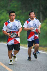 BIB: 6867
                            <button type="button" onclick="openModal(6368275)" class="btn btn-primary btn-sm float-right btn-popup" data-toggle="modal" data-target=".modal-high-quality">
                        <i class="fas fa-shopping-cart"></i> Add to Cart
                    </button>
                                            <button type="button" onclick="isThisMe(6368275, true)" class="btn btn-success btn-sm float-right btn-popup btn-isme hidden" data-toggle="tooltip" data-placement="bottom" title="นี่คือรูปของคุณใช่ไหม คลิกที่นี่เพื่อเอาเข้าอัลบั้ม">
                        <i class="fas fa-plus"></i> Add to album
                    </button>
                    <button type="button" onclick="isThisMe(6368275, false)" class="btn btn-warning btn-sm float-right btn-popup btn-isnotme hidden">
                        <i class="fas fa-ban"></i> Remove from album
                    </button>