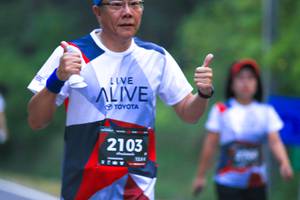 BIB: 2103
                            <button type="button" onclick="openModal(6370371)" class="btn btn-primary btn-sm float-right btn-popup" data-toggle="modal" data-target=".modal-high-quality">
                        <i class="fas fa-shopping-cart"></i> Add to Cart
                    </button>
                                            <button type="button" onclick="isThisMe(6370371, true)" class="btn btn-success btn-sm float-right btn-popup btn-isme hidden" data-toggle="tooltip" data-placement="bottom" title="นี่คือรูปของคุณใช่ไหม คลิกที่นี่เพื่อเอาเข้าอัลบั้ม">
                        <i class="fas fa-plus"></i> Add to album
                    </button>
                    <button type="button" onclick="isThisMe(6370371, false)" class="btn btn-warning btn-sm float-right btn-popup btn-isnotme hidden">
                        <i class="fas fa-ban"></i> Remove from album
                    </button>