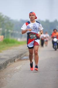 BIB: 2118
                            <button type="button" onclick="openModal(6361976)" class="btn btn-primary btn-sm float-right btn-popup" data-toggle="modal" data-target=".modal-high-quality">
                        <i class="fas fa-shopping-cart"></i> Add to Cart
                    </button>
                                            <button type="button" onclick="isThisMe(6361976, true)" class="btn btn-success btn-sm float-right btn-popup btn-isme hidden" data-toggle="tooltip" data-placement="bottom" title="นี่คือรูปของคุณใช่ไหม คลิกที่นี่เพื่อเอาเข้าอัลบั้ม">
                        <i class="fas fa-plus"></i> Add to album
                    </button>
                    <button type="button" onclick="isThisMe(6361976, false)" class="btn btn-warning btn-sm float-right btn-popup btn-isnotme hidden">
                        <i class="fas fa-ban"></i> Remove from album
                    </button>