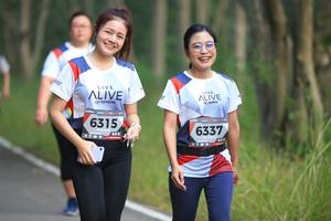 BIB: 6315, 6337
                            <button type="button" onclick="openModal(6357360)" class="btn btn-primary btn-sm float-right btn-popup" data-toggle="modal" data-target=".modal-high-quality">
                        <i class="fas fa-shopping-cart"></i> Add to Cart
                    </button>
                                            <button type="button" onclick="isThisMe(6357360, true)" class="btn btn-success btn-sm float-right btn-popup btn-isme hidden" data-toggle="tooltip" data-placement="bottom" title="นี่คือรูปของคุณใช่ไหม คลิกที่นี่เพื่อเอาเข้าอัลบั้ม">
                        <i class="fas fa-plus"></i> Add to album
                    </button>
                    <button type="button" onclick="isThisMe(6357360, false)" class="btn btn-warning btn-sm float-right btn-popup btn-isnotme hidden">
                        <i class="fas fa-ban"></i> Remove from album
                    </button>