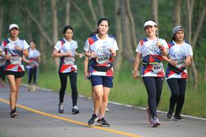 BIB: 7073, 7074, 6535, 568, 6567
                            <button type="button" onclick="openModal(6356513)" class="btn btn-primary btn-sm float-right btn-popup" data-toggle="modal" data-target=".modal-high-quality">
                        <i class="fas fa-shopping-cart"></i> Add to Cart
                    </button>
                                            <button type="button" onclick="isThisMe(6356513, true)" class="btn btn-success btn-sm float-right btn-popup btn-isme hidden" data-toggle="tooltip" data-placement="bottom" title="นี่คือรูปของคุณใช่ไหม คลิกที่นี่เพื่อเอาเข้าอัลบั้ม">
                        <i class="fas fa-plus"></i> Add to album
                    </button>
                    <button type="button" onclick="isThisMe(6356513, false)" class="btn btn-warning btn-sm float-right btn-popup btn-isnotme hidden">
                        <i class="fas fa-ban"></i> Remove from album
                    </button>