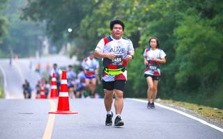 BIB: 2455, 2222
                            <button type="button" onclick="openModal(6370842)" class="btn btn-primary btn-sm float-right btn-popup" data-toggle="modal" data-target=".modal-high-quality">
                        <i class="fas fa-shopping-cart"></i> Add to Cart
                    </button>
                                            <button type="button" onclick="isThisMe(6370842, true)" class="btn btn-success btn-sm float-right btn-popup btn-isme hidden" data-toggle="tooltip" data-placement="bottom" title="นี่คือรูปของคุณใช่ไหม คลิกที่นี่เพื่อเอาเข้าอัลบั้ม">
                        <i class="fas fa-plus"></i> Add to album
                    </button>
                    <button type="button" onclick="isThisMe(6370842, false)" class="btn btn-warning btn-sm float-right btn-popup btn-isnotme hidden">
                        <i class="fas fa-ban"></i> Remove from album
                    </button>