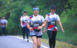 BIB: 3043, 2760
                            <button type="button" onclick="openModal(6370799)" class="btn btn-primary btn-sm float-right btn-popup" data-toggle="modal" data-target=".modal-high-quality">
                        <i class="fas fa-shopping-cart"></i> Add to Cart
                    </button>
                                            <button type="button" onclick="isThisMe(6370799, true)" class="btn btn-success btn-sm float-right btn-popup btn-isme hidden" data-toggle="tooltip" data-placement="bottom" title="นี่คือรูปของคุณใช่ไหม คลิกที่นี่เพื่อเอาเข้าอัลบั้ม">
                        <i class="fas fa-plus"></i> Add to album
                    </button>
                    <button type="button" onclick="isThisMe(6370799, false)" class="btn btn-warning btn-sm float-right btn-popup btn-isnotme hidden">
                        <i class="fas fa-ban"></i> Remove from album
                    </button>