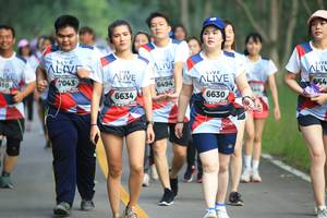 BIB: 910, 654, 7043, 6494, 6630, 6634, 
                            <button type="button" onclick="openModal(6358127)" class="btn btn-primary btn-sm float-right btn-popup" data-toggle="modal" data-target=".modal-high-quality">
                        <i class="fas fa-shopping-cart"></i> Add to Cart
                    </button>
                                            <button type="button" onclick="isThisMe(6358127, true)" class="btn btn-success btn-sm float-right btn-popup btn-isme hidden" data-toggle="tooltip" data-placement="bottom" title="นี่คือรูปของคุณใช่ไหม คลิกที่นี่เพื่อเอาเข้าอัลบั้ม">
                        <i class="fas fa-plus"></i> Add to album
                    </button>
                    <button type="button" onclick="isThisMe(6358127, false)" class="btn btn-warning btn-sm float-right btn-popup btn-isnotme hidden">
                        <i class="fas fa-ban"></i> Remove from album
                    </button>