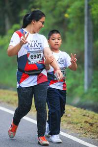 BIB: 6907
                            <button type="button" onclick="openModal(6368775)" class="btn btn-primary btn-sm float-right btn-popup" data-toggle="modal" data-target=".modal-high-quality">
                        <i class="fas fa-shopping-cart"></i> Add to Cart
                    </button>
                                            <button type="button" onclick="isThisMe(6368775, true)" class="btn btn-success btn-sm float-right btn-popup btn-isme hidden" data-toggle="tooltip" data-placement="bottom" title="นี่คือรูปของคุณใช่ไหม คลิกที่นี่เพื่อเอาเข้าอัลบั้ม">
                        <i class="fas fa-plus"></i> Add to album
                    </button>
                    <button type="button" onclick="isThisMe(6368775, false)" class="btn btn-warning btn-sm float-right btn-popup btn-isnotme hidden">
                        <i class="fas fa-ban"></i> Remove from album
                    </button>