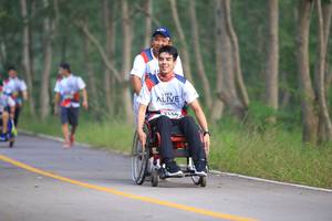 BIB: 
                            <button type="button" onclick="openModal(6356610)" class="btn btn-primary btn-sm float-right btn-popup" data-toggle="modal" data-target=".modal-high-quality">
                        <i class="fas fa-shopping-cart"></i> Add to Cart
                    </button>
                                            <button type="button" onclick="isThisMe(6356610, true)" class="btn btn-success btn-sm float-right btn-popup btn-isme hidden" data-toggle="tooltip" data-placement="bottom" title="นี่คือรูปของคุณใช่ไหม คลิกที่นี่เพื่อเอาเข้าอัลบั้ม">
                        <i class="fas fa-plus"></i> Add to album
                    </button>
                    <button type="button" onclick="isThisMe(6356610, false)" class="btn btn-warning btn-sm float-right btn-popup btn-isnotme hidden">
                        <i class="fas fa-ban"></i> Remove from album
                    </button>