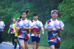 BIB: 2505, 2477, 2212
                            <button type="button" onclick="openModal(6370393)" class="btn btn-primary btn-sm float-right btn-popup" data-toggle="modal" data-target=".modal-high-quality">
                        <i class="fas fa-shopping-cart"></i> Add to Cart
                    </button>
                                            <button type="button" onclick="isThisMe(6370393, true)" class="btn btn-success btn-sm float-right btn-popup btn-isme hidden" data-toggle="tooltip" data-placement="bottom" title="นี่คือรูปของคุณใช่ไหม คลิกที่นี่เพื่อเอาเข้าอัลบั้ม">
                        <i class="fas fa-plus"></i> Add to album
                    </button>
                    <button type="button" onclick="isThisMe(6370393, false)" class="btn btn-warning btn-sm float-right btn-popup btn-isnotme hidden">
                        <i class="fas fa-ban"></i> Remove from album
                    </button>