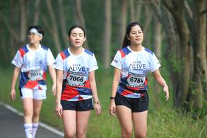 BIB: 7014, 7066, 6784
                            <button type="button" onclick="openModal(6357332)" class="btn btn-primary btn-sm float-right btn-popup" data-toggle="modal" data-target=".modal-high-quality">
                        <i class="fas fa-shopping-cart"></i> Add to Cart
                    </button>
                                            <button type="button" onclick="isThisMe(6357332, true)" class="btn btn-success btn-sm float-right btn-popup btn-isme hidden" data-toggle="tooltip" data-placement="bottom" title="นี่คือรูปของคุณใช่ไหม คลิกที่นี่เพื่อเอาเข้าอัลบั้ม">
                        <i class="fas fa-plus"></i> Add to album
                    </button>
                    <button type="button" onclick="isThisMe(6357332, false)" class="btn btn-warning btn-sm float-right btn-popup btn-isnotme hidden">
                        <i class="fas fa-ban"></i> Remove from album
                    </button>