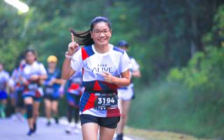 BIB: 3194
                            <button type="button" onclick="openModal(6370738)" class="btn btn-primary btn-sm float-right btn-popup" data-toggle="modal" data-target=".modal-high-quality">
                        <i class="fas fa-shopping-cart"></i> Add to Cart
                    </button>
                                            <button type="button" onclick="isThisMe(6370738, true)" class="btn btn-success btn-sm float-right btn-popup btn-isme hidden" data-toggle="tooltip" data-placement="bottom" title="นี่คือรูปของคุณใช่ไหม คลิกที่นี่เพื่อเอาเข้าอัลบั้ม">
                        <i class="fas fa-plus"></i> Add to album
                    </button>
                    <button type="button" onclick="isThisMe(6370738, false)" class="btn btn-warning btn-sm float-right btn-popup btn-isnotme hidden">
                        <i class="fas fa-ban"></i> Remove from album
                    </button>