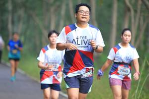 BIB: 7045
                            <button type="button" onclick="openModal(6356720)" class="btn btn-primary btn-sm float-right btn-popup" data-toggle="modal" data-target=".modal-high-quality">
                        <i class="fas fa-shopping-cart"></i> Add to Cart
                    </button>
                                            <button type="button" onclick="isThisMe(6356720, true)" class="btn btn-success btn-sm float-right btn-popup btn-isme hidden" data-toggle="tooltip" data-placement="bottom" title="นี่คือรูปของคุณใช่ไหม คลิกที่นี่เพื่อเอาเข้าอัลบั้ม">
                        <i class="fas fa-plus"></i> Add to album
                    </button>
                    <button type="button" onclick="isThisMe(6356720, false)" class="btn btn-warning btn-sm float-right btn-popup btn-isnotme hidden">
                        <i class="fas fa-ban"></i> Remove from album
                    </button>