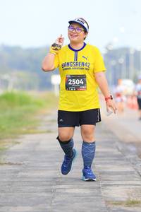 BIB: 2504, 124
                            <button type="button" onclick="openModal(6345403)" class="btn btn-primary btn-sm float-right btn-popup" data-toggle="modal" data-target=".modal-high-quality">
                        <i class="fas fa-shopping-cart"></i> Add to Cart
                    </button>
                                            <button type="button" onclick="isThisMe(6345403, true)" class="btn btn-success btn-sm float-right btn-popup btn-isme hidden" data-toggle="tooltip" data-placement="bottom" title="นี่คือรูปของคุณใช่ไหม คลิกที่นี่เพื่อเอาเข้าอัลบั้ม">
                        <i class="fas fa-plus"></i> Add to album
                    </button>
                    <button type="button" onclick="isThisMe(6345403, false)" class="btn btn-warning btn-sm float-right btn-popup btn-isnotme hidden">
                        <i class="fas fa-ban"></i> Remove from album
                    </button>