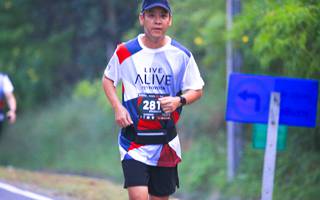 BIB: 281
                            <button type="button" onclick="openModal(6370949)" class="btn btn-primary btn-sm float-right btn-popup" data-toggle="modal" data-target=".modal-high-quality">
                        <i class="fas fa-shopping-cart"></i> Add to Cart
                    </button>
                                            <button type="button" onclick="isThisMe(6370949, true)" class="btn btn-success btn-sm float-right btn-popup btn-isme hidden" data-toggle="tooltip" data-placement="bottom" title="นี่คือรูปของคุณใช่ไหม คลิกที่นี่เพื่อเอาเข้าอัลบั้ม">
                        <i class="fas fa-plus"></i> Add to album
                    </button>
                    <button type="button" onclick="isThisMe(6370949, false)" class="btn btn-warning btn-sm float-right btn-popup btn-isnotme hidden">
                        <i class="fas fa-ban"></i> Remove from album
                    </button>