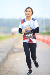 BIB: 2519, 1281
                            <button type="button" onclick="openModal(6343909)" class="btn btn-primary btn-sm float-right btn-popup" data-toggle="modal" data-target=".modal-high-quality">
                        <i class="fas fa-shopping-cart"></i> Add to Cart
                    </button>
                                            <button type="button" onclick="isThisMe(6343909, true)" class="btn btn-success btn-sm float-right btn-popup btn-isme hidden" data-toggle="tooltip" data-placement="bottom" title="นี่คือรูปของคุณใช่ไหม คลิกที่นี่เพื่อเอาเข้าอัลบั้ม">
                        <i class="fas fa-plus"></i> Add to album
                    </button>
                    <button type="button" onclick="isThisMe(6343909, false)" class="btn btn-warning btn-sm float-right btn-popup btn-isnotme hidden">
                        <i class="fas fa-ban"></i> Remove from album
                    </button>