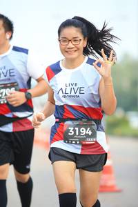 BIB: 3194, 128
                            <button type="button" onclick="openModal(6344217)" class="btn btn-primary btn-sm float-right btn-popup" data-toggle="modal" data-target=".modal-high-quality">
                        <i class="fas fa-shopping-cart"></i> Add to Cart
                    </button>
                                            <button type="button" onclick="isThisMe(6344217, true)" class="btn btn-success btn-sm float-right btn-popup btn-isme hidden" data-toggle="tooltip" data-placement="bottom" title="นี่คือรูปของคุณใช่ไหม คลิกที่นี่เพื่อเอาเข้าอัลบั้ม">
                        <i class="fas fa-plus"></i> Add to album
                    </button>
                    <button type="button" onclick="isThisMe(6344217, false)" class="btn btn-warning btn-sm float-right btn-popup btn-isnotme hidden">
                        <i class="fas fa-ban"></i> Remove from album
                    </button>