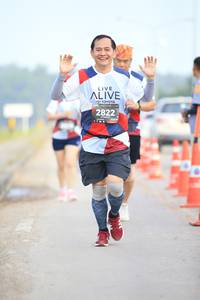 BIB: 2822, 
                            <button type="button" onclick="openModal(6344336)" class="btn btn-primary btn-sm float-right btn-popup" data-toggle="modal" data-target=".modal-high-quality">
                        <i class="fas fa-shopping-cart"></i> Add to Cart
                    </button>
                                            <button type="button" onclick="isThisMe(6344336, true)" class="btn btn-success btn-sm float-right btn-popup btn-isme hidden" data-toggle="tooltip" data-placement="bottom" title="นี่คือรูปของคุณใช่ไหม คลิกที่นี่เพื่อเอาเข้าอัลบั้ม">
                        <i class="fas fa-plus"></i> Add to album
                    </button>
                    <button type="button" onclick="isThisMe(6344336, false)" class="btn btn-warning btn-sm float-right btn-popup btn-isnotme hidden">
                        <i class="fas fa-ban"></i> Remove from album
                    </button>