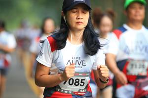 BIB: 7085
                            <button type="button" onclick="openModal(6357388)" class="btn btn-primary btn-sm float-right btn-popup" data-toggle="modal" data-target=".modal-high-quality">
                        <i class="fas fa-shopping-cart"></i> Add to Cart
                    </button>
                                            <button type="button" onclick="isThisMe(6357388, true)" class="btn btn-success btn-sm float-right btn-popup btn-isme hidden" data-toggle="tooltip" data-placement="bottom" title="นี่คือรูปของคุณใช่ไหม คลิกที่นี่เพื่อเอาเข้าอัลบั้ม">
                        <i class="fas fa-plus"></i> Add to album
                    </button>
                    <button type="button" onclick="isThisMe(6357388, false)" class="btn btn-warning btn-sm float-right btn-popup btn-isnotme hidden">
                        <i class="fas fa-ban"></i> Remove from album
                    </button>