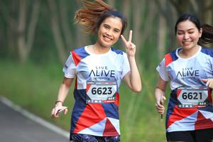 BIB: 6623, 6621
                            <button type="button" onclick="openModal(6357401)" class="btn btn-primary btn-sm float-right btn-popup" data-toggle="modal" data-target=".modal-high-quality">
                        <i class="fas fa-shopping-cart"></i> Add to Cart
                    </button>
                                            <button type="button" onclick="isThisMe(6357401, true)" class="btn btn-success btn-sm float-right btn-popup btn-isme hidden" data-toggle="tooltip" data-placement="bottom" title="นี่คือรูปของคุณใช่ไหม คลิกที่นี่เพื่อเอาเข้าอัลบั้ม">
                        <i class="fas fa-plus"></i> Add to album
                    </button>
                    <button type="button" onclick="isThisMe(6357401, false)" class="btn btn-warning btn-sm float-right btn-popup btn-isnotme hidden">
                        <i class="fas fa-ban"></i> Remove from album
                    </button>