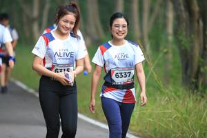 BIB: 6715, 6337
                            <button type="button" onclick="openModal(6357357)" class="btn btn-primary btn-sm float-right btn-popup" data-toggle="modal" data-target=".modal-high-quality">
                        <i class="fas fa-shopping-cart"></i> Add to Cart
                    </button>
                                            <button type="button" onclick="isThisMe(6357357, true)" class="btn btn-success btn-sm float-right btn-popup btn-isme hidden" data-toggle="tooltip" data-placement="bottom" title="นี่คือรูปของคุณใช่ไหม คลิกที่นี่เพื่อเอาเข้าอัลบั้ม">
                        <i class="fas fa-plus"></i> Add to album
                    </button>
                    <button type="button" onclick="isThisMe(6357357, false)" class="btn btn-warning btn-sm float-right btn-popup btn-isnotme hidden">
                        <i class="fas fa-ban"></i> Remove from album
                    </button>