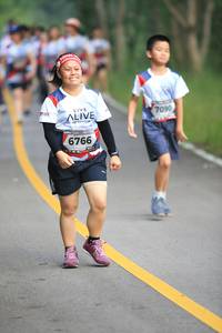 BIB: 7090, 6766
                            <button type="button" onclick="openModal(6358089)" class="btn btn-primary btn-sm float-right btn-popup" data-toggle="modal" data-target=".modal-high-quality">
                        <i class="fas fa-shopping-cart"></i> Add to Cart
                    </button>
                                            <button type="button" onclick="isThisMe(6358089, true)" class="btn btn-success btn-sm float-right btn-popup btn-isme hidden" data-toggle="tooltip" data-placement="bottom" title="นี่คือรูปของคุณใช่ไหม คลิกที่นี่เพื่อเอาเข้าอัลบั้ม">
                        <i class="fas fa-plus"></i> Add to album
                    </button>
                    <button type="button" onclick="isThisMe(6358089, false)" class="btn btn-warning btn-sm float-right btn-popup btn-isnotme hidden">
                        <i class="fas fa-ban"></i> Remove from album
                    </button>