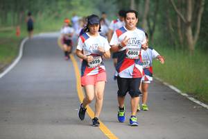 BIB: 6808, 939, 557
                            <button type="button" onclick="openModal(6357270)" class="btn btn-primary btn-sm float-right btn-popup" data-toggle="modal" data-target=".modal-high-quality">
                        <i class="fas fa-shopping-cart"></i> Add to Cart
                    </button>
                                            <button type="button" onclick="isThisMe(6357270, true)" class="btn btn-success btn-sm float-right btn-popup btn-isme hidden" data-toggle="tooltip" data-placement="bottom" title="นี่คือรูปของคุณใช่ไหม คลิกที่นี่เพื่อเอาเข้าอัลบั้ม">
                        <i class="fas fa-plus"></i> Add to album
                    </button>
                    <button type="button" onclick="isThisMe(6357270, false)" class="btn btn-warning btn-sm float-right btn-popup btn-isnotme hidden">
                        <i class="fas fa-ban"></i> Remove from album
                    </button>