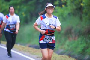 BIB: 6262
                            <button type="button" onclick="openModal(6366979)" class="btn btn-primary btn-sm float-right btn-popup" data-toggle="modal" data-target=".modal-high-quality">
                        <i class="fas fa-shopping-cart"></i> Add to Cart
                    </button>
                                            <button type="button" onclick="isThisMe(6366979, true)" class="btn btn-success btn-sm float-right btn-popup btn-isme hidden" data-toggle="tooltip" data-placement="bottom" title="นี่คือรูปของคุณใช่ไหม คลิกที่นี่เพื่อเอาเข้าอัลบั้ม">
                        <i class="fas fa-plus"></i> Add to album
                    </button>
                    <button type="button" onclick="isThisMe(6366979, false)" class="btn btn-warning btn-sm float-right btn-popup btn-isnotme hidden">
                        <i class="fas fa-ban"></i> Remove from album
                    </button>