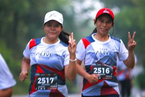 BIB: 2516, 2517
                            <button type="button" onclick="openModal(6370484)" class="btn btn-primary btn-sm float-right btn-popup" data-toggle="modal" data-target=".modal-high-quality">
                        <i class="fas fa-shopping-cart"></i> Add to Cart
                    </button>
                                            <button type="button" onclick="isThisMe(6370484, true)" class="btn btn-success btn-sm float-right btn-popup btn-isme hidden" data-toggle="tooltip" data-placement="bottom" title="นี่คือรูปของคุณใช่ไหม คลิกที่นี่เพื่อเอาเข้าอัลบั้ม">
                        <i class="fas fa-plus"></i> Add to album
                    </button>
                    <button type="button" onclick="isThisMe(6370484, false)" class="btn btn-warning btn-sm float-right btn-popup btn-isnotme hidden">
                        <i class="fas fa-ban"></i> Remove from album
                    </button>