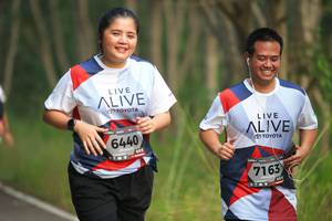 BIB: 6440, 7163
                            <button type="button" onclick="openModal(6357137)" class="btn btn-primary btn-sm float-right btn-popup" data-toggle="modal" data-target=".modal-high-quality">
                        <i class="fas fa-shopping-cart"></i> Add to Cart
                    </button>
                                            <button type="button" onclick="isThisMe(6357137, true)" class="btn btn-success btn-sm float-right btn-popup btn-isme hidden" data-toggle="tooltip" data-placement="bottom" title="นี่คือรูปของคุณใช่ไหม คลิกที่นี่เพื่อเอาเข้าอัลบั้ม">
                        <i class="fas fa-plus"></i> Add to album
                    </button>
                    <button type="button" onclick="isThisMe(6357137, false)" class="btn btn-warning btn-sm float-right btn-popup btn-isnotme hidden">
                        <i class="fas fa-ban"></i> Remove from album
                    </button>